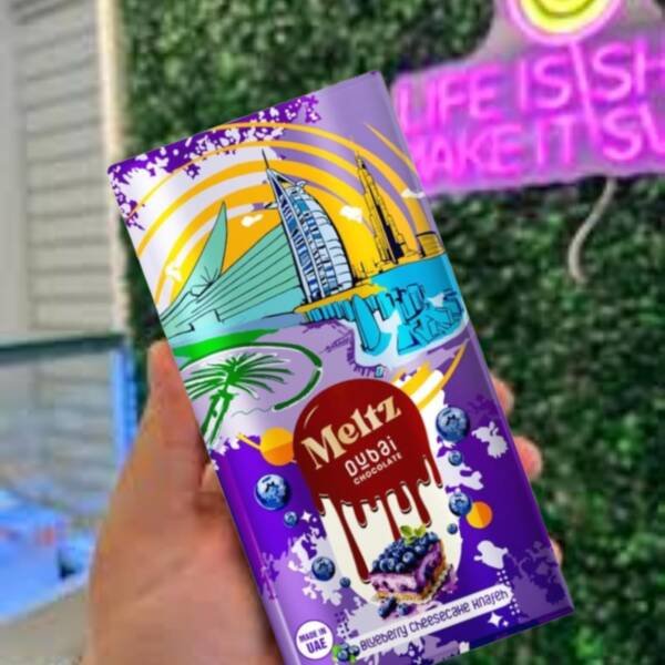 Meltz Dubai Knafeh Milk Chocolate Bar , Blueberry Cheesecake Kunafeh 200g - Image 5